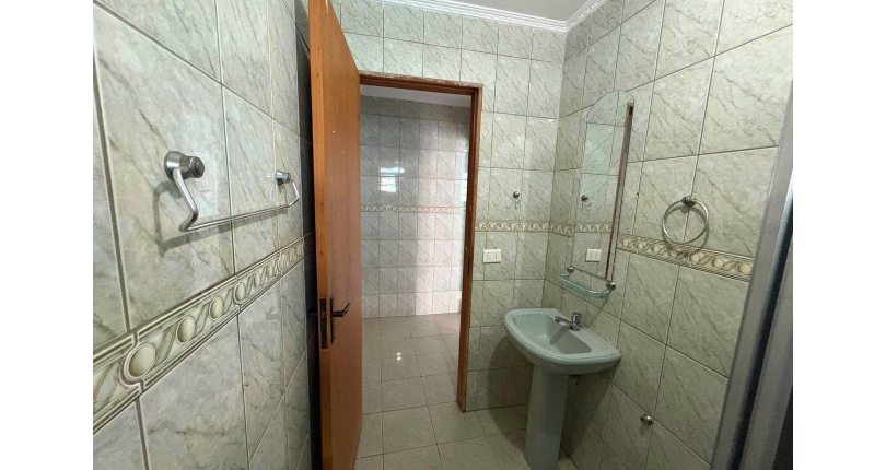 Casa à venda Rua Armando Flamarion Coelho, Jardim Santo Elias - Imóveis à Venda