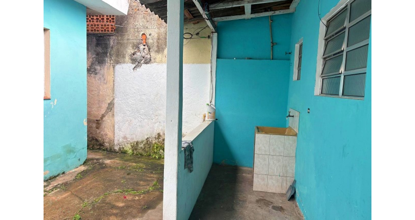 Casa à venda Rua Armando Flamarion Coelho, Jardim Santo Elias - Imóveis à Venda