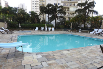 Apartamento à venda nas Perdizes na Rua Ministro Ferreira Alves 1031, no Condomínio Edifício Praça da Pompeia