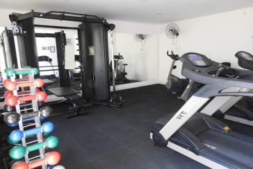 Apartamento à venda nas Perdizes na Rua Ministro Ferreira Alves 1031, no Condomínio Edifício Praça da Pompeia