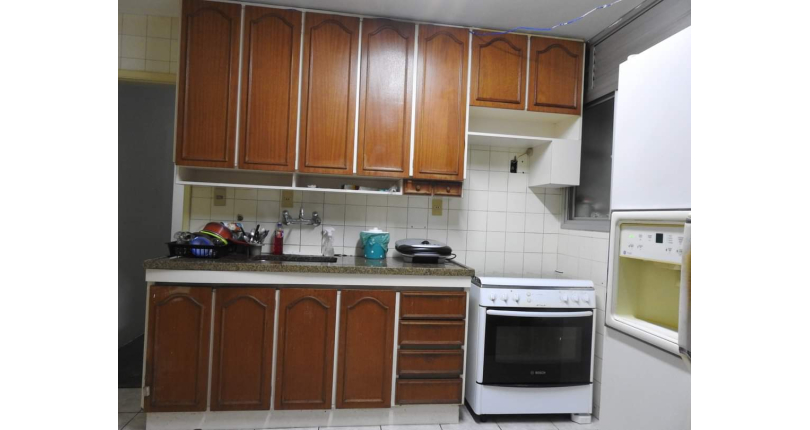 Apartamento à venda nas Perdizes na Rua Ministro Ferreira Alves 1031, no Condomínio Edifício Praça da Pompeia