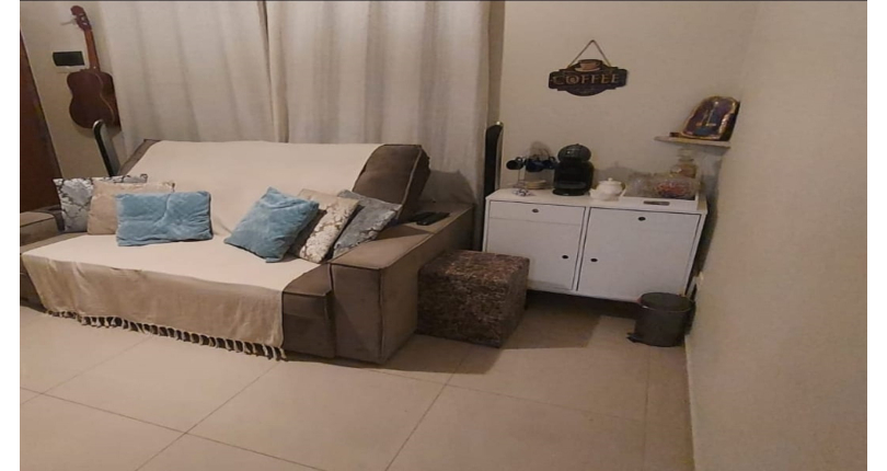 Sobrado à venda na Ayrosa na Rua Jandaia