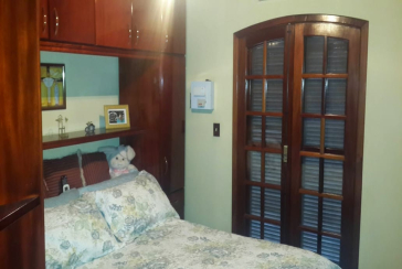  Sobrado à venda no Jardim Pinheiros na Rua Alessandro Araldi