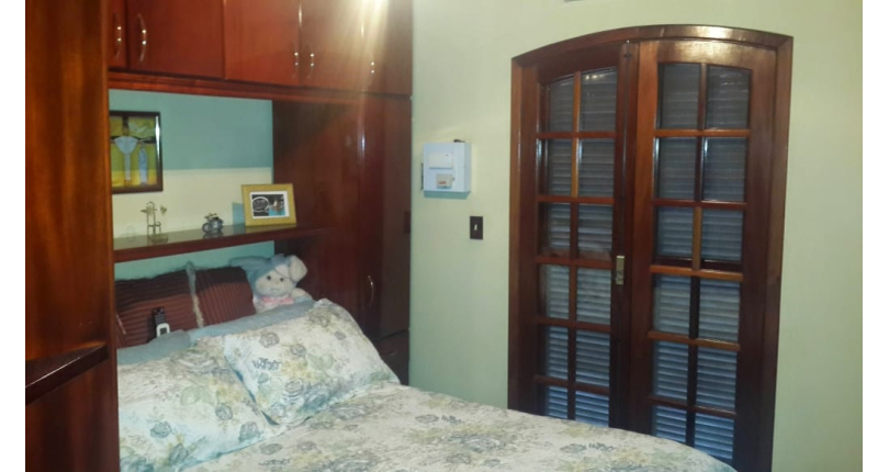  Sobrado à venda no Jardim Pinheiros na Rua Alessandro Araldi