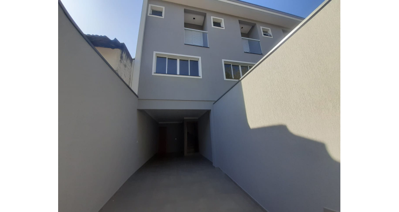 Sobrado à venda Rua Doutor André Peggion, 544 B, Jardim Regina - Imóveis à Venda