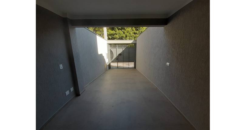 Sobrado à venda Rua Doutor André Peggion, 544 B, Jardim Regina - Imóveis à Venda