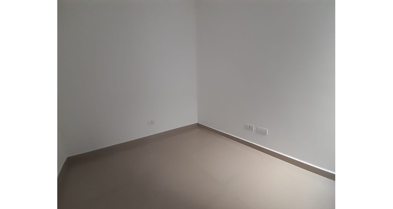 Sobrado à venda Rua Doutor André Peggion, 544 B, Jardim Regina - Imóveis à Venda