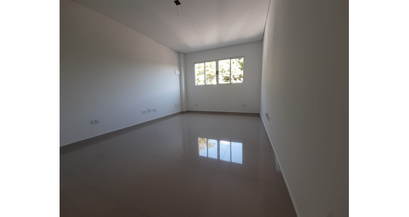 Sobrado à venda Rua Doutor André Peggion, 544 B, Jardim Regina - Imóveis à Venda