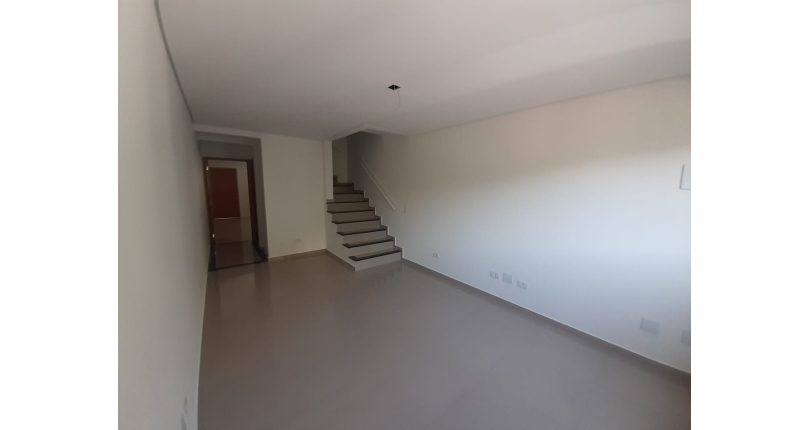 Sobrado à venda Rua Doutor André Peggion, 544 A, Jardim Regina - Imóveis à Venda