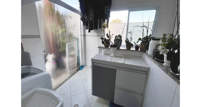 Sobrado à venda Rua Dona Herminda Borba Attuy, Parque São Domingos - Imóveis à Venda