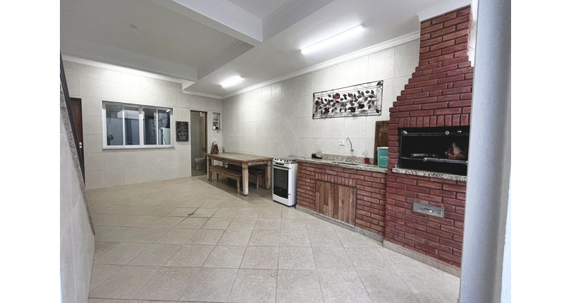 Sobrado à venda Rua Dona Herminda Borba Attuy, Parque São Domingos - Imóveis à Venda