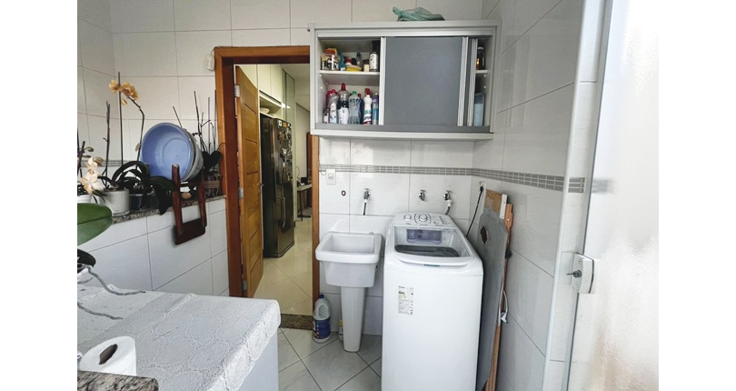 Sobrado à venda Rua Dona Herminda Borba Attuy, Parque São Domingos - Imóveis à Venda