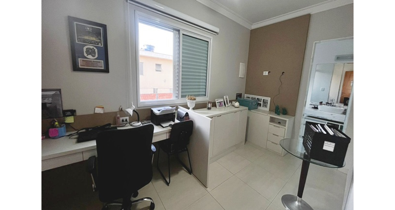 Sobrado à venda Rua Dona Herminda Borba Attuy, Parque São Domingos - Imóveis à Venda