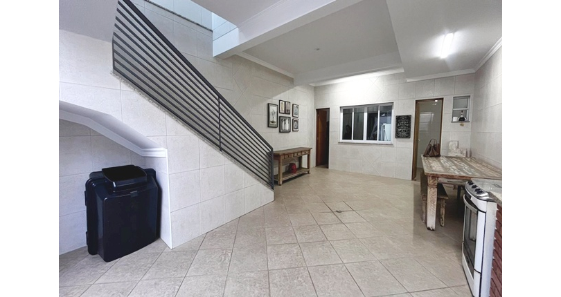 Sobrado à venda Rua Dona Herminda Borba Attuy, Parque São Domingos - Imóveis à Venda