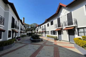 Sobrado à venda no Conjunto Residencial Vista Verde na Rua Desembargador Joaquim Bandeira de Melo 657