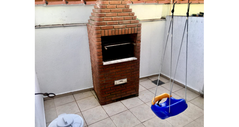 Sobrado à venda no Conjunto Residencial Vista Verde na Rua Desembargador Joaquim Bandeira de Melo 657