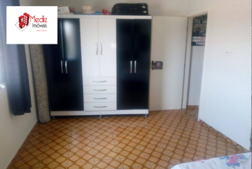 Sobrado à venda no Jardim Regina na Rua Stefano Mauser