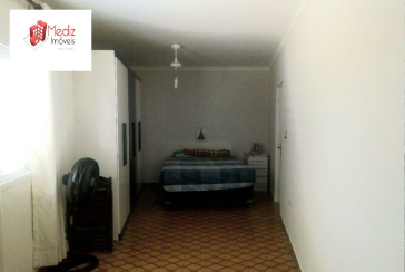 Sobrado à venda no Jardim Regina na Rua Stefano Mauser