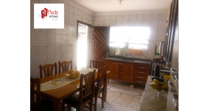 Sobrado à venda no Jardim Regina na Rua Stefano Mauser