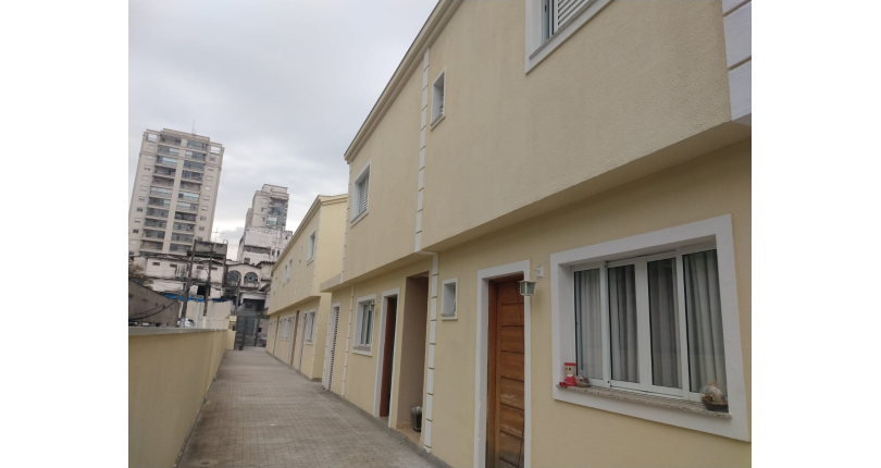 Belo Sobrado à venda na Vila Pereira Barreto na Rua Luís de Andrade 909 