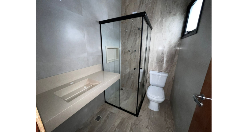 Sobrado novo á venda no Parque São Domingos na Rua Jose Amaro Peçanha 278