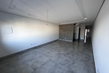 Sobrado novo á venda no Parque São Domingos na Rua Jose Amaro Peçanha 280