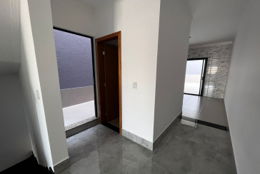 Sobrado novo á venda no Parque São Domingos na Rua Jose Amaro Peçanha 280