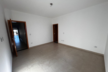 Sobrado novo á venda no Parque São Domingos na Rua Jose Amaro Peçanha 280