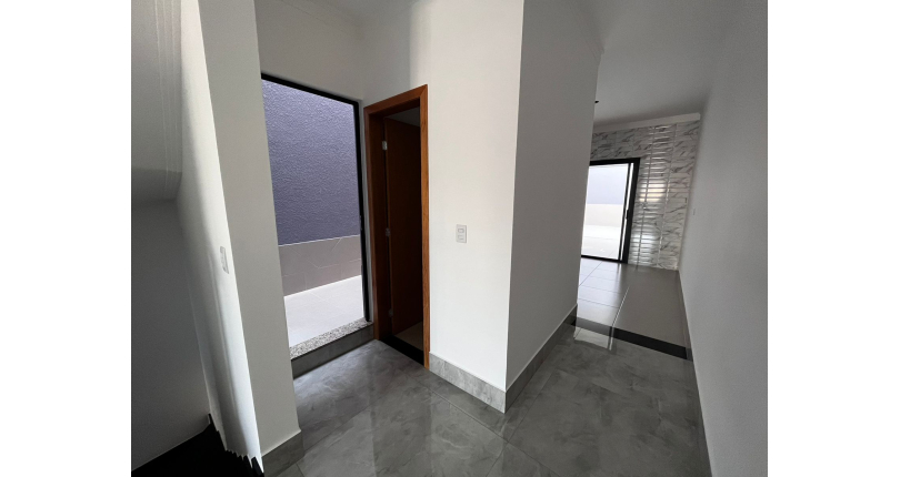 Sobrado novo á venda no Parque São Domingos na Rua Jose Amaro Peçanha 280