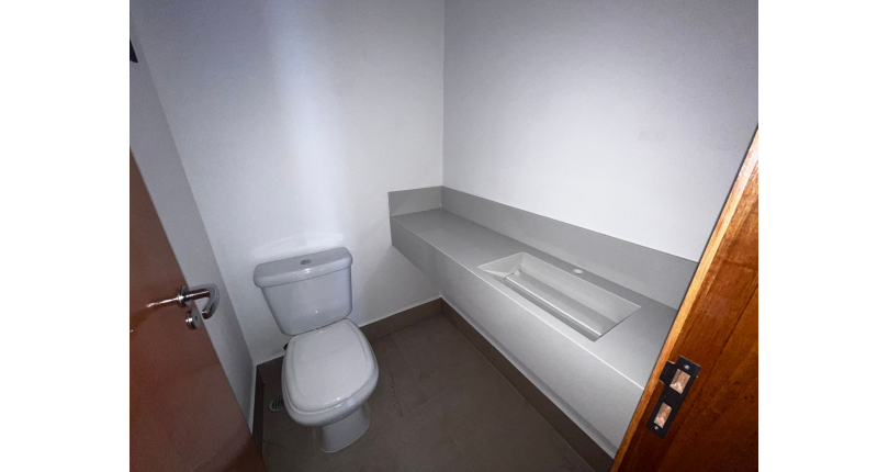 Sobrado novo á venda no Parque São Domingos na Rua Jose Amaro Peçanha 280