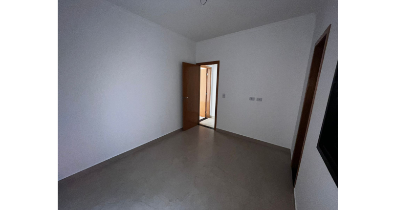 Sobrado novo á venda no Parque São Domingos na Rua Jose Amaro Peçanha 280