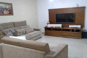 Sobrado à venda no Conjunto Residencial Jardim Canaã na Rua Santaluz