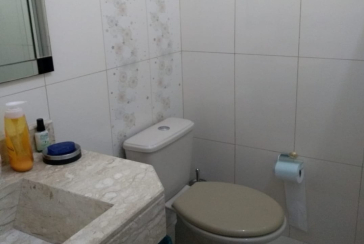 Sobrado à venda no Conjunto Residencial Jardim Canaã na Rua Santaluz