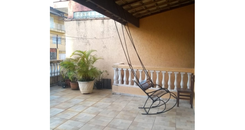 Sobrado à venda no Conjunto Residencial Jardim Canaã na Rua Santaluz