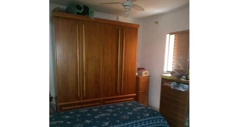 Sobrado à venda no Conjunto Residencial Jardim Canaã na Rua Santaluz