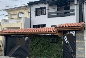 Lindo Sobrado à venda na Chacara Inglesa na Rua Doutor Ademar Nobre