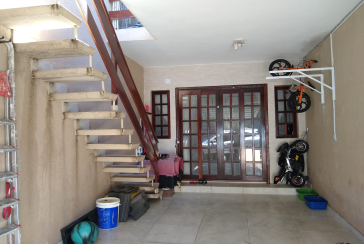 Sobrado à venda no Conjunto Residencial Vista Verde na Rua Desembargador Joaquim Bandeira de Melo