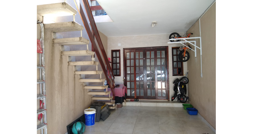 Sobrado à venda no Conjunto Residencial Vista Verde na Rua Desembargador Joaquim Bandeira de Melo