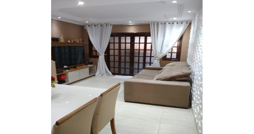 Sobrado à venda no Conjunto Residencial Vista Verde na Rua Desembargador Joaquim Bandeira de Melo