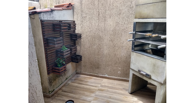 Sobrado à venda no Conjunto Residencial Vista Verde na Rua Desembargador Joaquim Bandeira de Melo