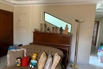 Sobrado à venda na Chacara Inglesa na Rua Doutor Ademar Nobre