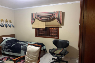 Sobrado à venda na Chacara Inglesa na Rua Doutor Ademar Nobre