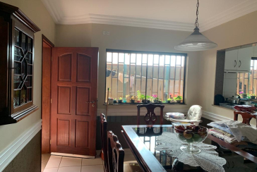 Sobrado à venda na Chacara Inglesa na Rua Doutor Ademar Nobre