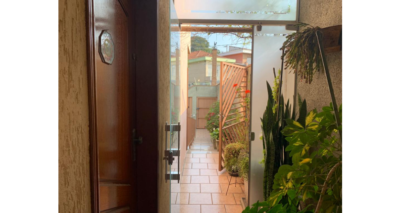 Sobrado à venda na Chacara Inglesa na Rua Doutor Ademar Nobre