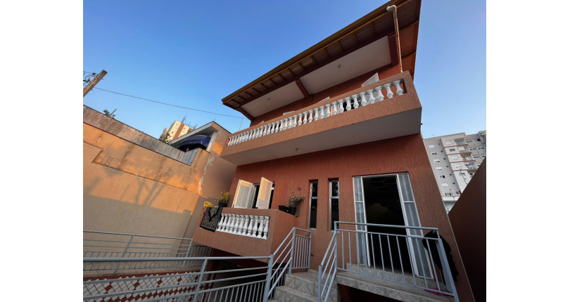 Sobrado à venda no Jardim Cidade Pirituba na Rua Avelino Zanetti