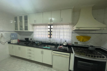 Sobrado à venda no Jardim Pinheiros (City Pinheirinho) na Rua Jose Mauro de Vasconcelos 