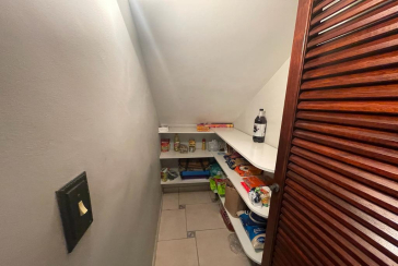 Sobrado à venda no Jardim Pinheiros (City Pinheirinho) na Rua Jose Mauro de Vasconcelos 