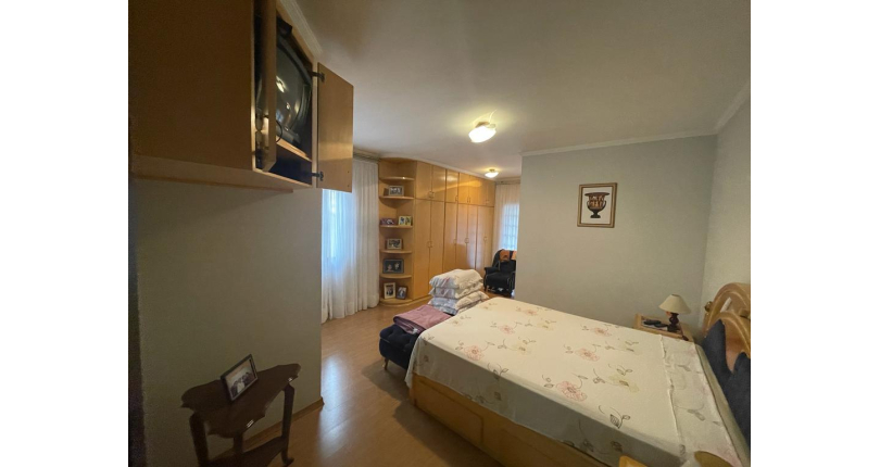 Sobrado à venda no Jardim Pinheiros (City Pinheirinho) na Rua Jose Mauro de Vasconcelos 