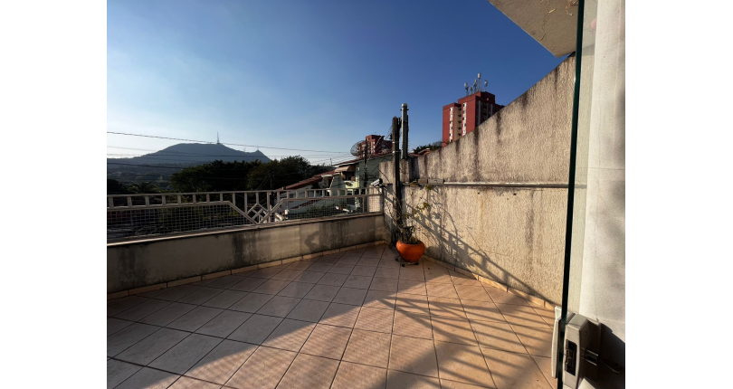 Sobrado à venda no Conjunto Residencial Vista Verde na Rua Desembargador Vicente Sabino Júnior