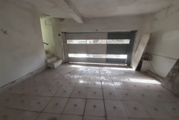 Casa assobradada à venda no Jardim Mutinga na Rua Belo Jardim 
